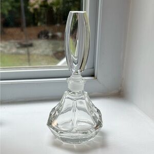 Vintage Elegant Clear Glass Perfume Bottle